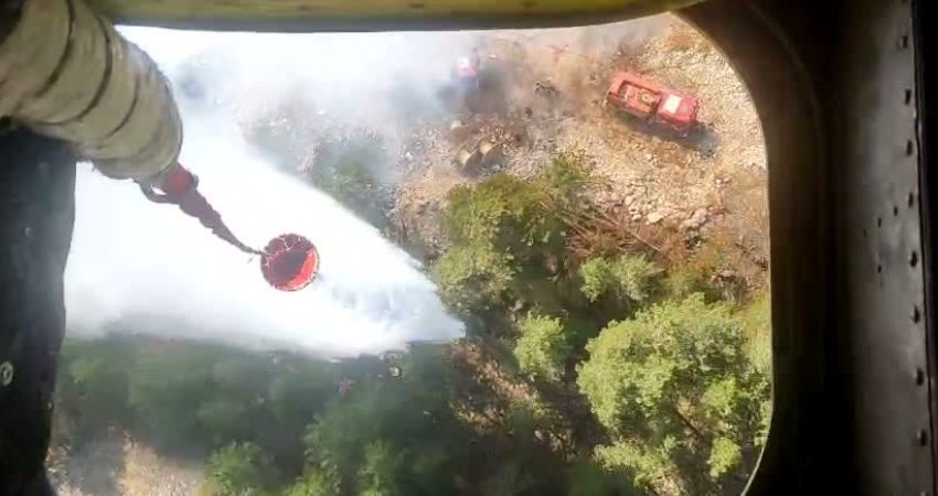 Muğla’nın Menteşe ilçesindeki Yılanlı Dağı mevkisinde çıkan yangına ekipler, 3