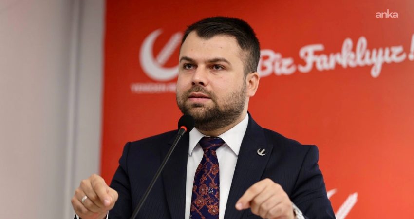 Yeniden Refah Partisi Genel Başkan Yardımcısı Muhammed Fatih Müjdeci, sosyal