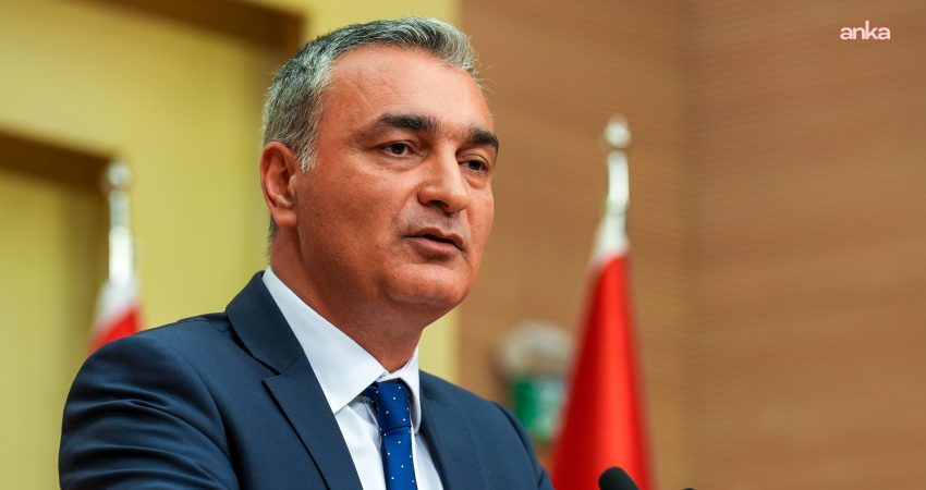 CHP Parti Sözcüsü Müslim Sarı, "Partimizin temel ilkeleri, tüzüğü ve