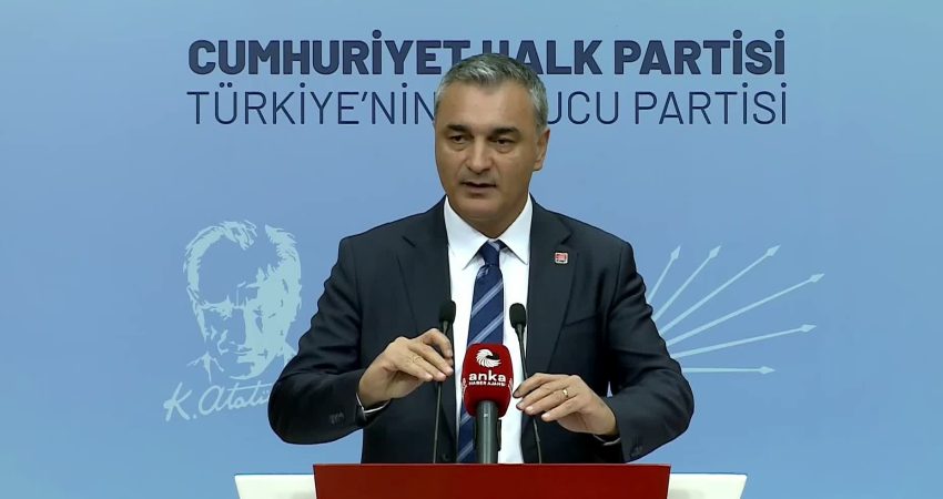 Müslim Sarı: Önümüzdeki hafta, CHP’nin yol haritalarının belirleneceği, konuşulacağı bir istişare haftası olacak CHP Sözcüsü Müslim Sarı, "25 Ağustos Salı günü İl Başkanları