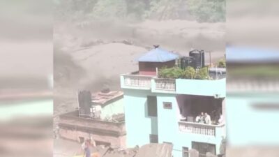 Nepal’in Çin sınırındaki Himalaya bölgesinde meydana gelen sel felaketinde hayatını