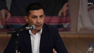 Görevden uzaklaştırılan Kuşadası Belediye Başkanı Ömer Günel, belediye çalışanları, meclis