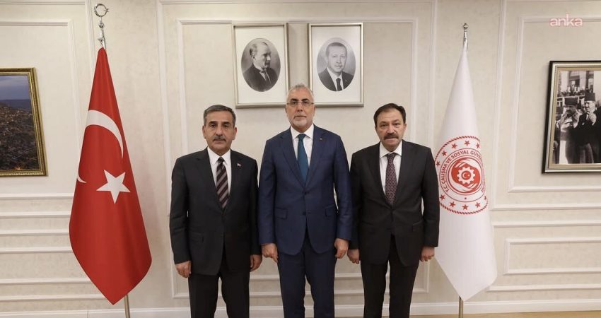 Türkiye Kamu-Sen Genel Başkanı Önder Kahveci, Türk Haber-Sen Genel Başkanı