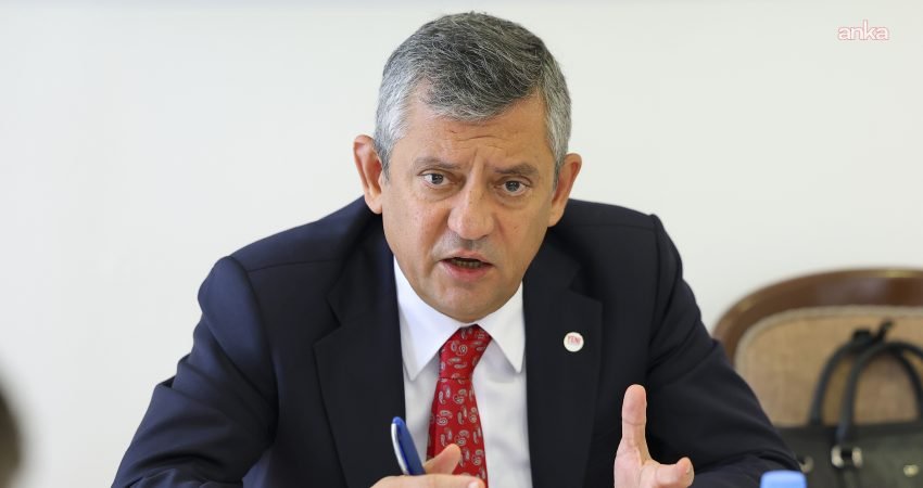YENİ Parti Genel Başkanı Özgür Özel, milletvekili dokunulmazlığının kaldırılacağı iddialarına