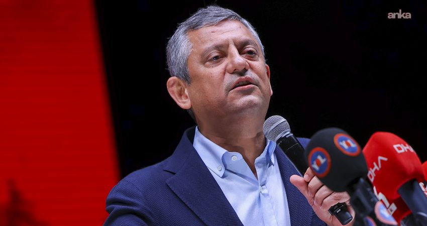 YENİ Parti Genel Başkanı Özgür Özel, eşit özlük hakları talebiyle