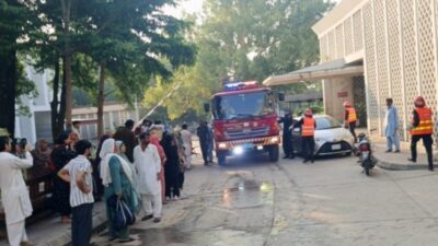 Pakistan’ın başkenti İslamabad’daki Pakistan Tıp Bilimleri Enstitüsü’nün (PIMS) doğum servisinde