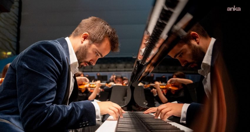 Portekizli piyanist Vasco Dantas, 23. Gümüşlük Müzik Festivali kapsamında 3