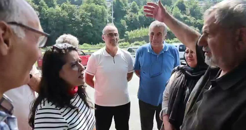 Rize Pazar’da balıkçı köylülerine Emek Partisi Milletvekili Sevda Karaca’dan destek Emek Partisi (EMEP) Gaziantep Milletvekili Sevda Karaca, Rize’nin Pazar ilçesine