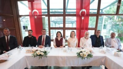 Konak Belediyesi'nin ev sahipliğinde düzenlenen 2 Ağustos Roman Soykırımı'nı Anma