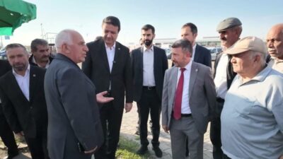 Saadet Partisi Genel Başkanı Mahmut Arıkan Kars’ta canlı hayvan pazarı’nı