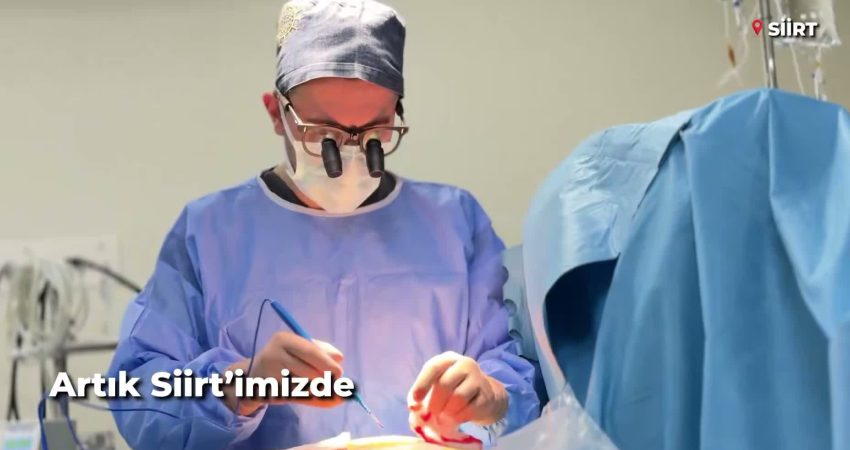 Sağlık Bakanı Memişoğlu: “Siirt Eğitim ve Araştırma Hastanesi’nde ilk bypass ameliyatları başarıyla gerçekleştirildi” Sağlık Bakanı Kemal Memişoğlu, Siirt Eğitim ve Araştırma Hastanesi'ndeki ilk