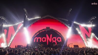 İstanbul Festivali'nde aynı akşam sahne alan Sagopa Kajmer ve Manga,