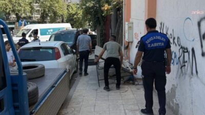Şehzadeler Belediyesi Zabıta Müdürlüğü ekiplerinin, Kocatepe Mahallesi’ndeki kaldırım işgaline yönelik
