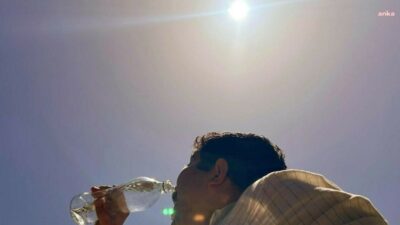 Meteoroloji, hava sıcaklıklarının yurt genelinde mevsim normallerinin üzerinde seyretmeye devam