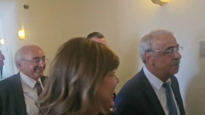 TBMM'de DEM Parti grubunda "çerçeve yasa" teklifine ilişkin toplantı bitti.