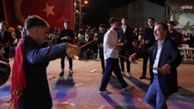 Tepebaşı Belediye Başkanı Ahmet Ataç, Muttalip Mahallesi’nde düzenlenen asker uğurlamasına