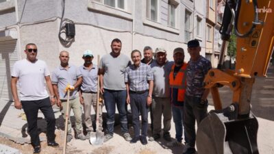 Tepebaşı Belediye Başkanı Ahmet Ataç, Fen İşleri Müdürlüğü ekiplerinin Yenimahalle’de