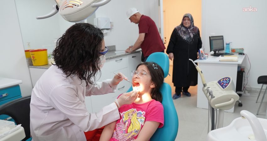 Tepebaşı Belediyesi Ferdi Zeyrek Yaşam Merkezi’nde hizmet veren Çocuk Ağız