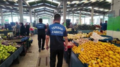 Tepebaşı Belediyesi Zabıta Müdürlüğü ekipleri, kent genelindeki semt pazarlarında düzenin