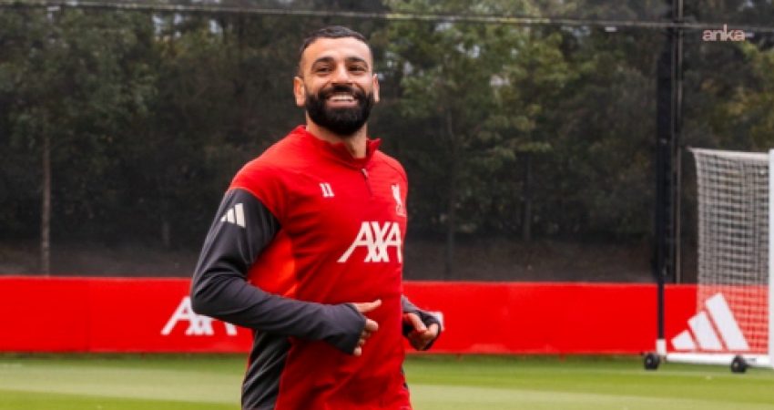 Trabzonspor, transfer görüşmelerine başladığı Mohamed Salah'ın bugün Türkiye'ye geleceğini duyurdu.