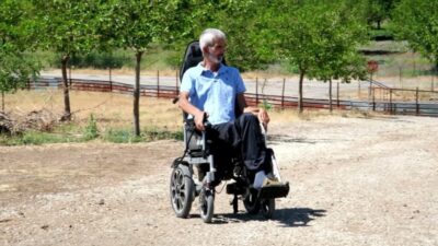 Tunceli’de, yüzde 95 bedensel engeli bulunan Mitat Konak, yaklaşık 3