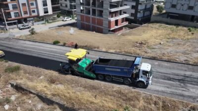 Turgutlu Belediyesi ile Manisa Büyükşehir Belediyesi iş birliğiyle ova yollarında,