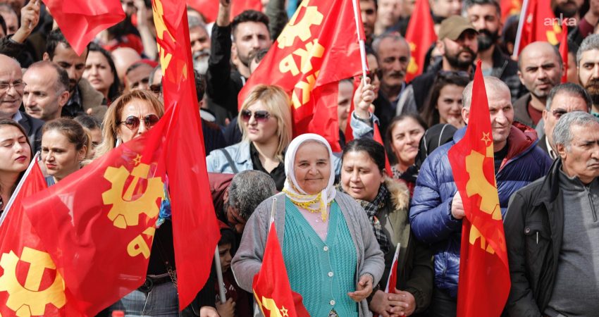 Türkiye Komünist Partisi'nden (TKP), yapılan açıklamada, "Tarikat ve cemaatlerin hüküm