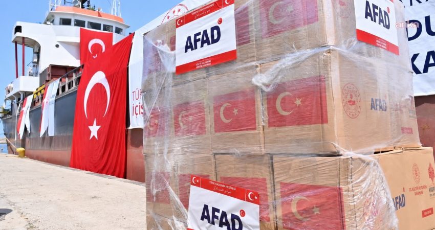 AFAD, Lübnan’da yaşanan insani kriz kapsamında Sağlık Bakanlığı'nın desteğiyle hazırlanan