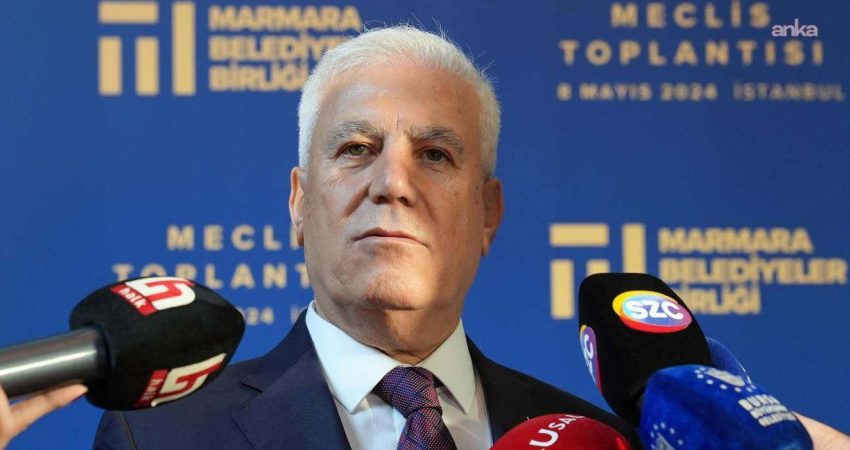 Tutuklu Bursa Büyükşehir Belediye Başkanı Mustafa Bozbey, CHP'den istifa etti.