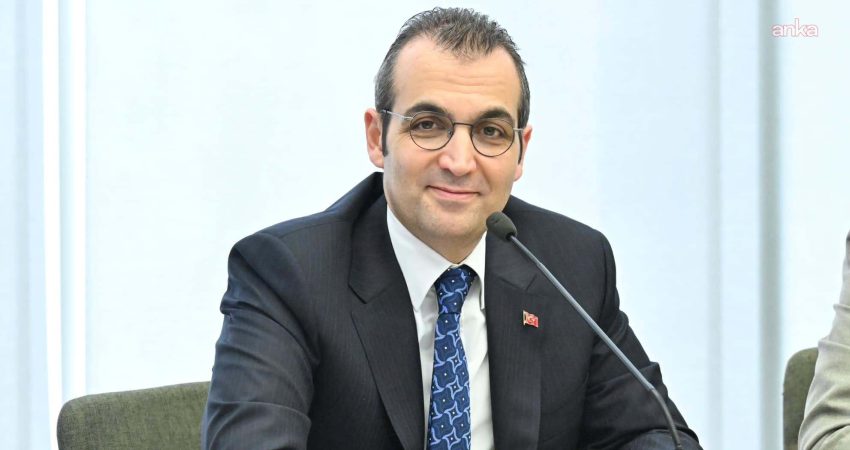 Tutuklanan ve görevden uzaklaştırılan Şişli Belediye Başkanı Resul Emrah Şahan,