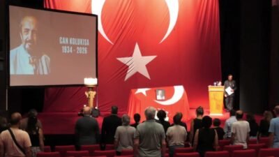 Tiyatro ve sanat camiası 92 yaşında yaşamını yitiren usta oyuncu