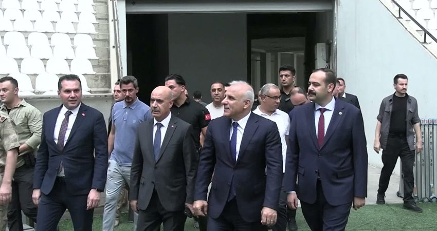 Diyarbakır Valisi Murat Zorluoğlu, Amedspor'un hafta sonu Erzurumspor'u konuk edeceği