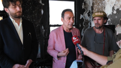 Beyoğlu’nda Kasımpaşa – Trabzonspor maçı sırasında atılan havai fişek ressam