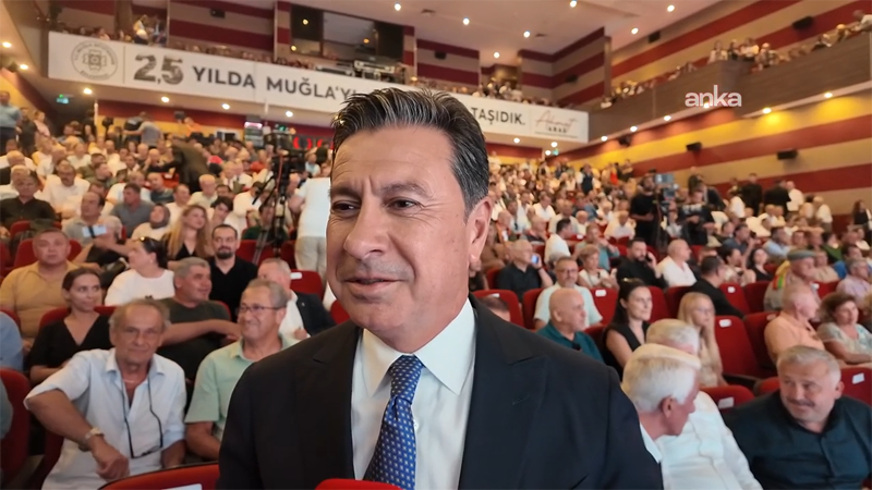 Ahmet Aras 2,5 yıllık icraatlarını kamuoyu ile paylaştı Muğla Büyükşehir Belediye Başkanı Ahmet Aras, 1 Nisan 2024 tarihinden