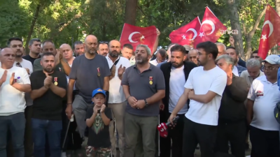 Milli Savunma Bakanlığı’na yürümek isteyen er şehit aileleri ve er