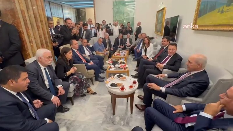 TBMM Genel Kurulu'nda "Terörsüz Türkiye" süreci kapsamında hazırlanan Milli Dayanışma