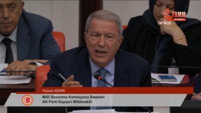 Milli Savunma Komisyonu Başkanı Hulusi Akar, şehit aileleri ve gazilerin
