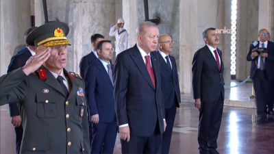 Cumhurbaşkanı Recep Tayyip Erdoğan başkanlığındaki Yüksek Askeri Şura (YAŞ) üyeleri,