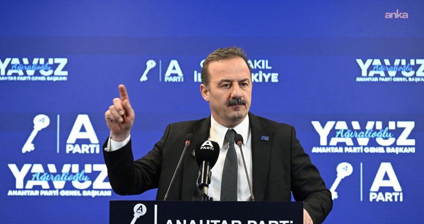 ANAHTAR Parti Genel Başkanı Yavuz Ağıralioğlu, 17 Ağustos 1999 Marmara