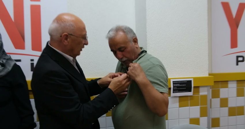 YENİ Parti Genel Başkan Yardımcısı Utku Çakırözer, partisinin Eskişehir İrtibat