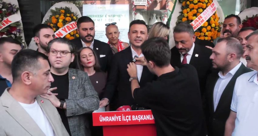 YENİ Parti İstanbul İl Başkanı Özgür Çelik, Ümraniye İlçe Başkanlığı