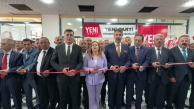 YENİ Parti'nin Yüksekova İlçe Başkanlığı törenle açıldı. 