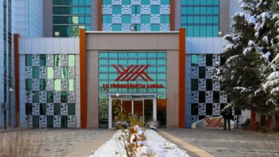YÖK, vakıf üniversitelerinde hazırlık ve/veya birinci sınıf dışındaki sınıflarda öğrenim