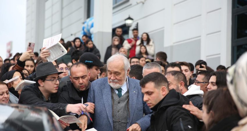 Prof. Dr. İlber Ortaylı’nın anısını Trabzon'da yaşatacak Kütüphane ve Gençlik