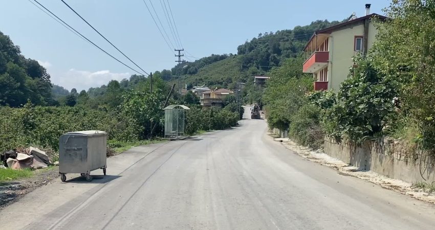 Zonguldak'ın Karadeniz Ereğli ilçesine bağlı Kıyıcak Mahallesi'nde yaşayan vatandaşlar, beton