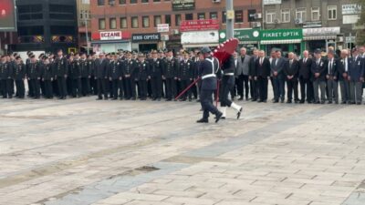 Kırıkkale'de 19 Eylül Gaziler Günü kapsamında düzenlenen törende gaziler ve