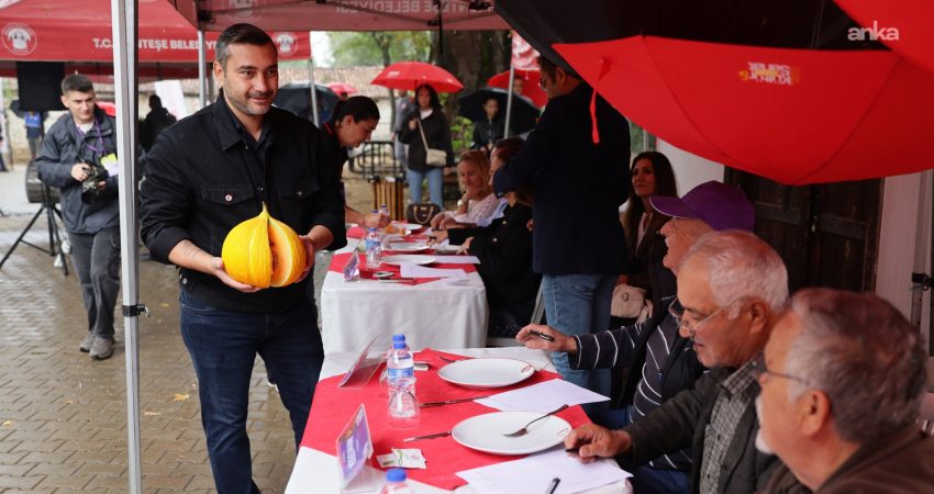 33. Uluslararası Muğla Kültür ve Sanat Şenliği’nde yayla kavunları yarıştı 33. Uluslararası Muğla Kültür ve Sanat Şenliği kapsamında düzenlenen Yayla