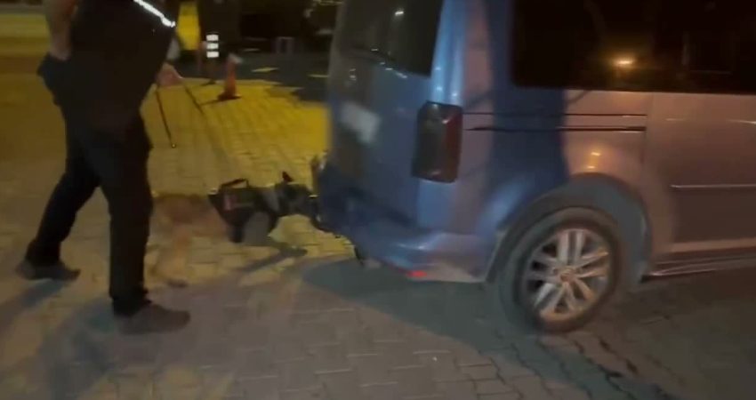 71 ilde uyuşturucu operasyonu: 424 şüpheli tutuklandı İçişleri Bakanlığı, 71 ilde son 10 günde düzenlenen uyuşturucu operasyonlarında