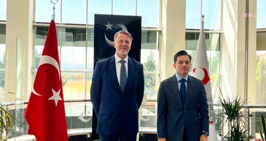 AB Türkiye Büyükelçisi Orav, Göç İdaresi Başkanı Yazıcı’yı ziyaret etti AB-Türkiye Delegasyonu Başkanı Büyükelçi Aivo Orav, Göç İdaresi Başkanı Muhammet