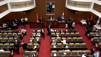 Ankara Büyükşehir Belediye Meclisi'nde yapılan seçimde 70 oy alan CHP